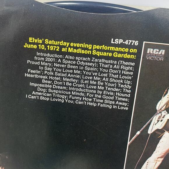 Vintage 70s Elvis Aloha from Hawaii via satellite double LP vinyl - Picture 9 of 14